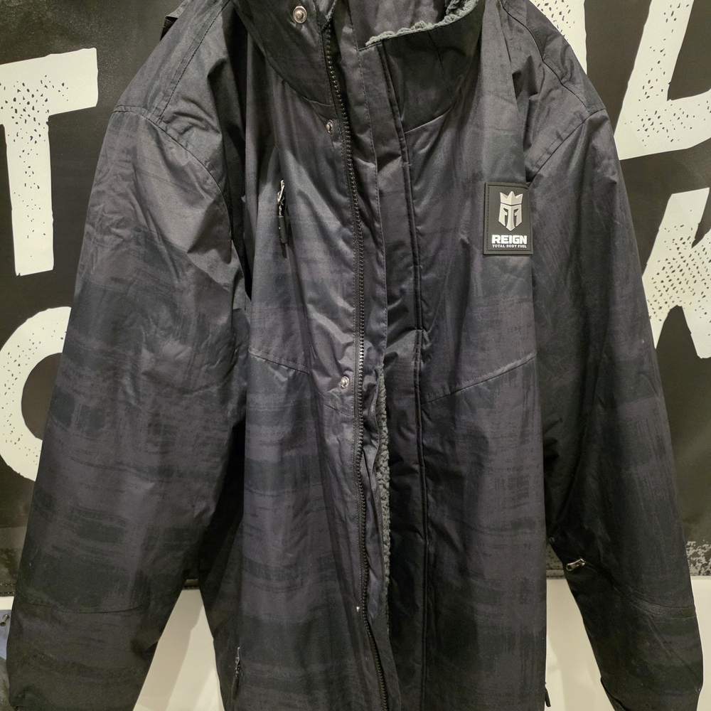 Reign Men's Sports Authority Jacket